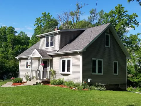 13834 Main St, Bath, MI 48808 photo 4