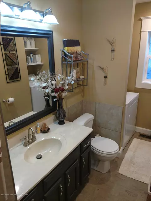 13564 Walnut St, Bath, MI 48808 photo 25