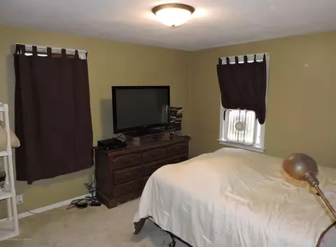 2924 Risley Dr, Lansing, MI 48917 photo 10