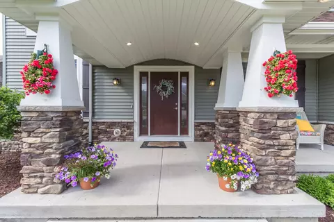 4855 E Hawk Hollow Dr, Bath, MI 48808 photo 50