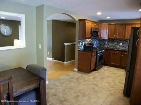 1768 E Stoll Rd, Lansing, MI 48906 photo 18