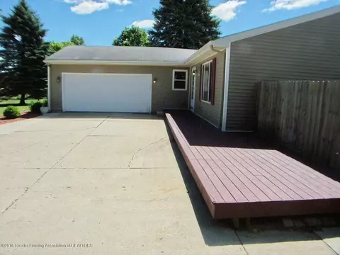 1768 E Stoll Rd, Lansing, MI 48906 photo 5