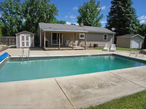 1768 E Stoll Rd, Lansing, MI 48906 photo 37