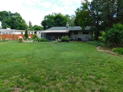 559 E South St, Mason, MI 48854 photo 29