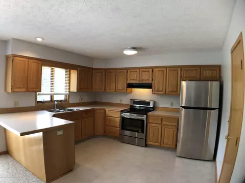 9850 Missaukee Ln, Haslett, MI 48840 photo 14