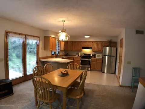 9850 Missaukee Ln, Haslett, MI 48840 photo 11