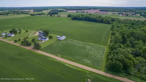 9855 Norris Rd, Dewitt, MI 48820 photo 10