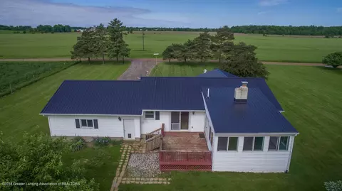 9855 Norris Rd, Dewitt, MI 48820 photo 5