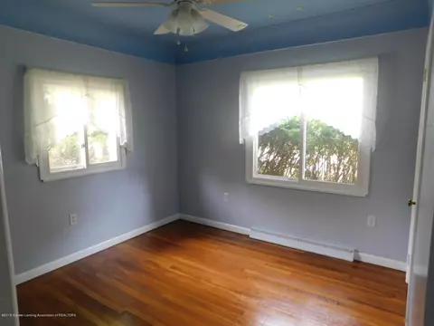 302 E Columbia St, Mason, MI 48854 photo 18