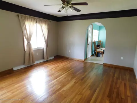 302 E Columbia St, Mason, MI 48854 photo 16
