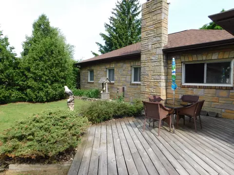 302 E Columbia St, Mason, MI 48854 photo 31