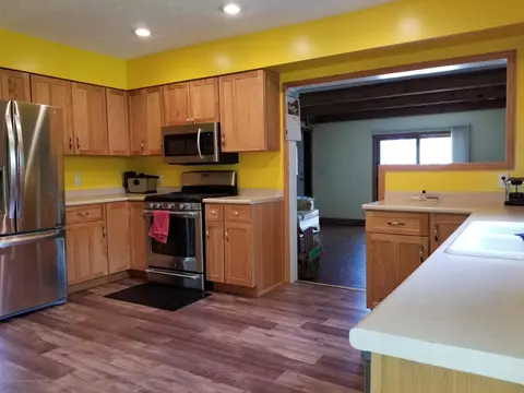 492 S Edgar Rd, Mason, MI 48854 photo 8