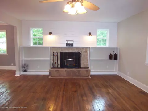 400 E Higham St, Saint Johns, MI 48879 photo 4