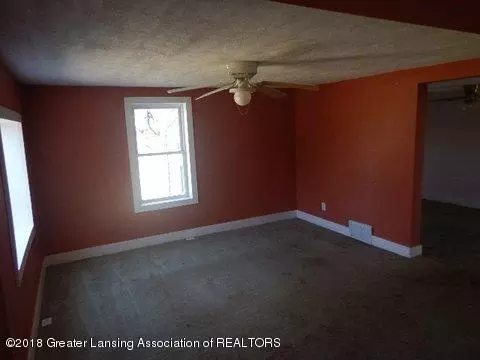 623 Vaughn St, Eaton Rapids, MI 48827 photo 5
