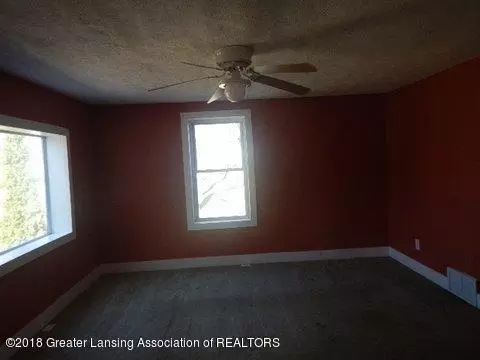 623 Vaughn St, Eaton Rapids, MI 48827 photo 4