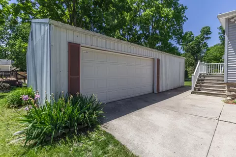 306 E Baldwin St, Saint Johns, MI 48879 photo 22