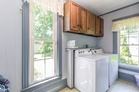 306 E Baldwin St, Saint Johns, MI 48879 photo 11