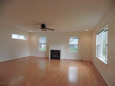6083 Columbia St, Haslett, MI 48840 photo 7