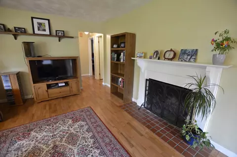 1418 Franklin St, Haslett, MI 48840 photo 12
