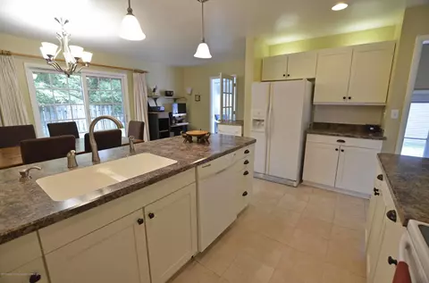 1418 Franklin St, Haslett, MI 48840 photo 15