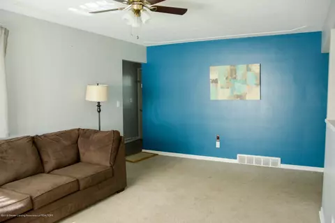 2854 Memory Ln, Lansing, MI 48911 photo 3