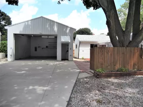 2340 Devonshire Ave, Lansing, MI 48910 photo 37