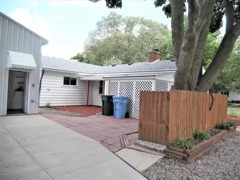 2340 Devonshire Ave, Lansing, MI 48910 photo 41