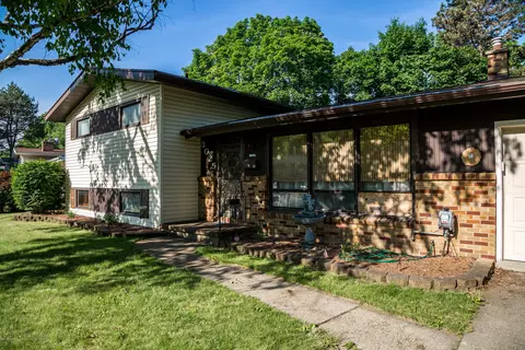 3025 Leon Ave, Lansing, MI 48906 photo 5