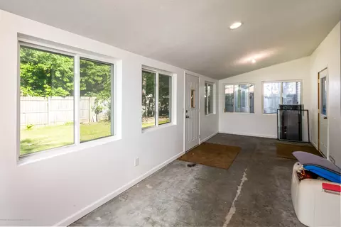 3025 Leon Ave, Lansing, MI 48906 photo 18