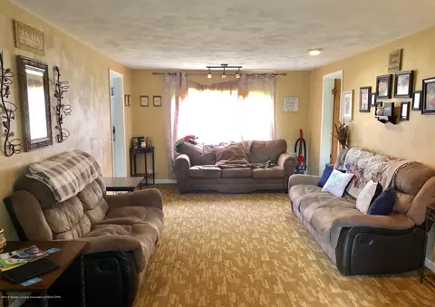 2901 Risley Dr, Lansing, MI 48917 photo 3