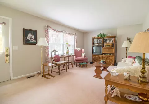 2222 Webster Rd, Lansing, MI 48917 photo 4