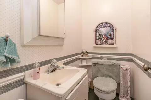 2222 Webster Rd, Lansing, MI 48917 photo 7