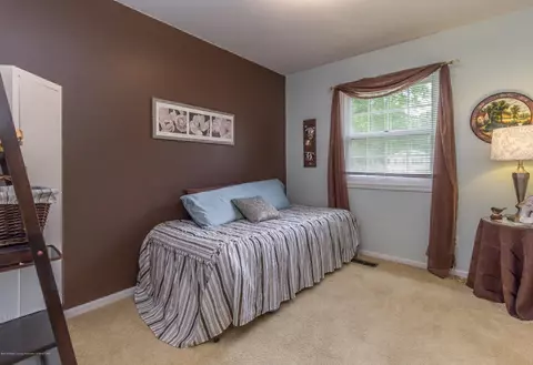 2222 Webster Rd, Lansing, MI 48917 photo 9