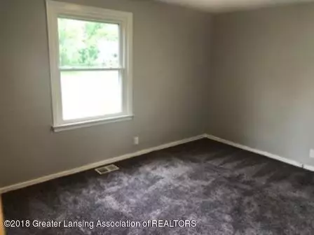 3002 Timber Dr, Lansing, MI 48917 photo 5