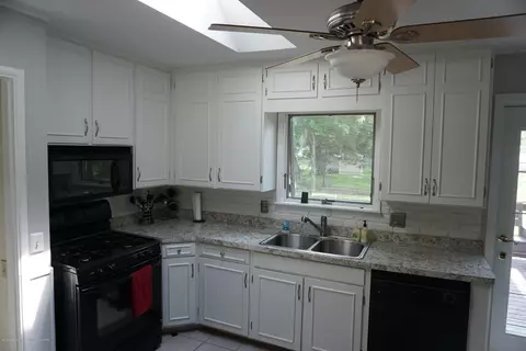 1845 Sherbrook Way, Haslett, MI 48840 photo 19