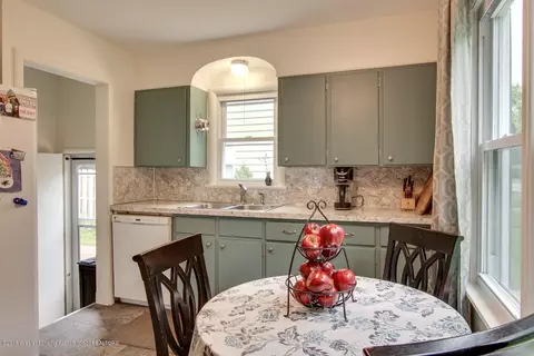 1732 Quentin Ave, Lansing, MI 48910 photo 7