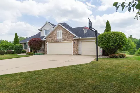 3141 Traci Ln, Dewitt, MI 48820 photo 2