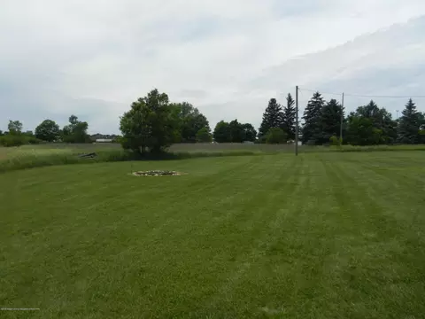 10355 Pheasant Run, Eaton Rapids, MI 48827 photo 3
