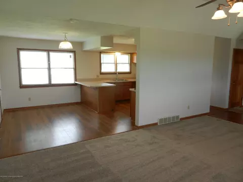 10355 Pheasant Run, Eaton Rapids, MI 48827 photo 10