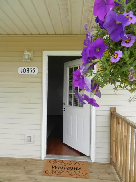 10355 Pheasant Run, Eaton Rapids, MI 48827 photo 5