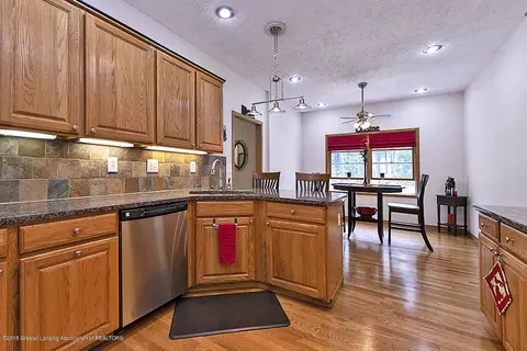 7649 W Beard Rd, Perry, MI 48872 photo 10