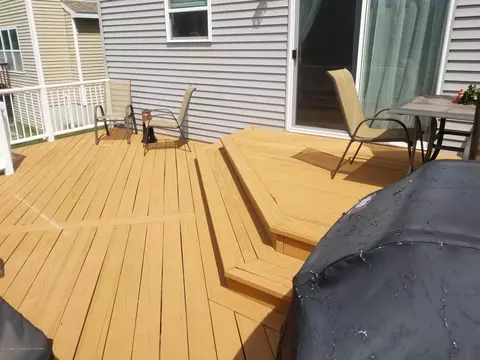 6920 Castleton Dr, Grand Ledge, MI 48837 photo 32