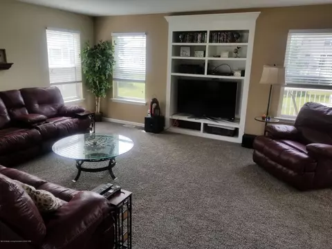 6920 Castleton Dr, Grand Ledge, MI 48837 photo 7