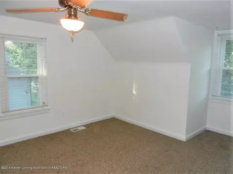 1017 Hapeman, Lansing, MI 48915 photo 23