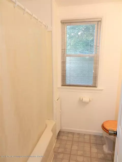1017 Hapeman, Lansing, MI 48915 photo 29