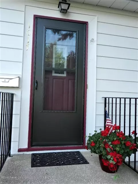 1017 Hapeman, Lansing, MI 48915 photo 6