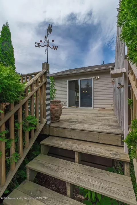 2330 Pine Tree Rd, Holt, MI 48842 photo 33