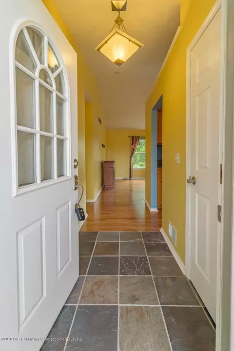2330 Pine Tree Rd, Holt, MI 48842 photo 2