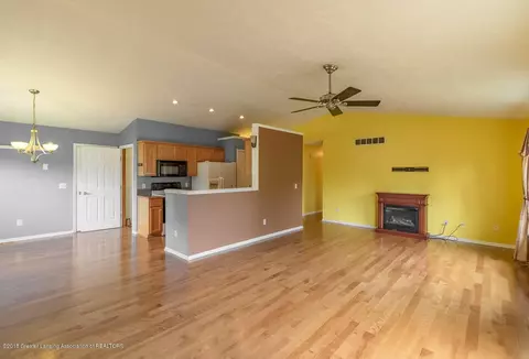 2330 Pine Tree Rd, Holt, MI 48842 photo 11