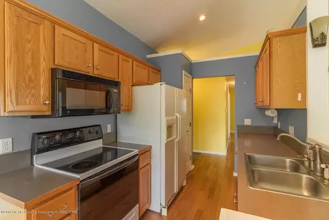 2330 Pine Tree Rd, Holt, MI 48842 photo 6